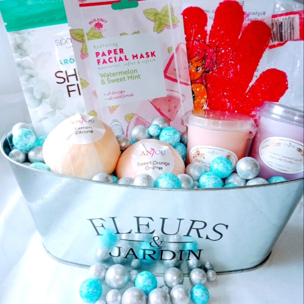 Tin full of bath products